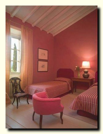 vigna red bedroom OK